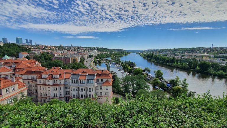 Výprava do Prahy po Slovensky