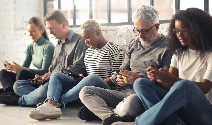 Narodená bez Wi-Fi, vychovávam deti s TikTokom (a občas mi z nich odstreľuje cecky)